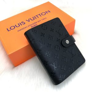 louis vuitton ajanda siyah monogram baskili toz torbali 19x10cm