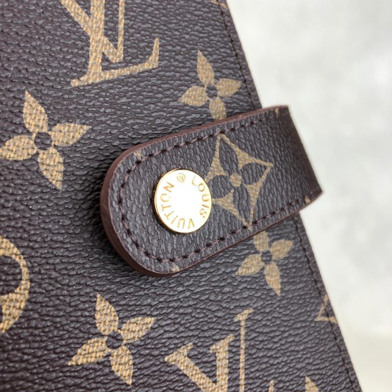 louis vuitton ajanda toz torbali 19x10cm