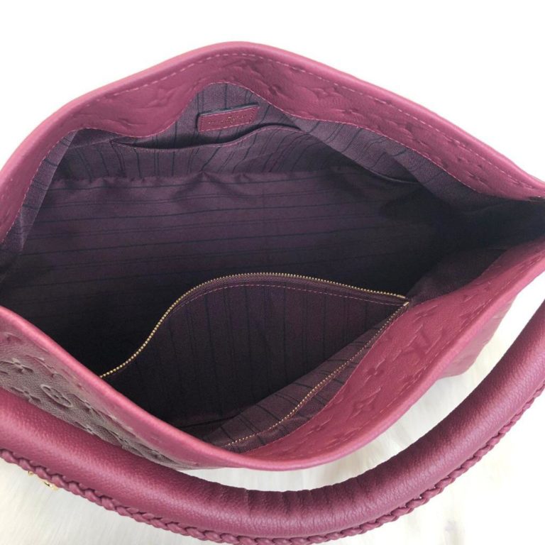 louis vuitton canta Artsy empriente purple 41x32
