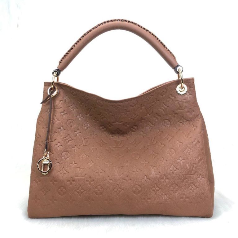 louis vuitton canta Artsy empriente taba 41x32