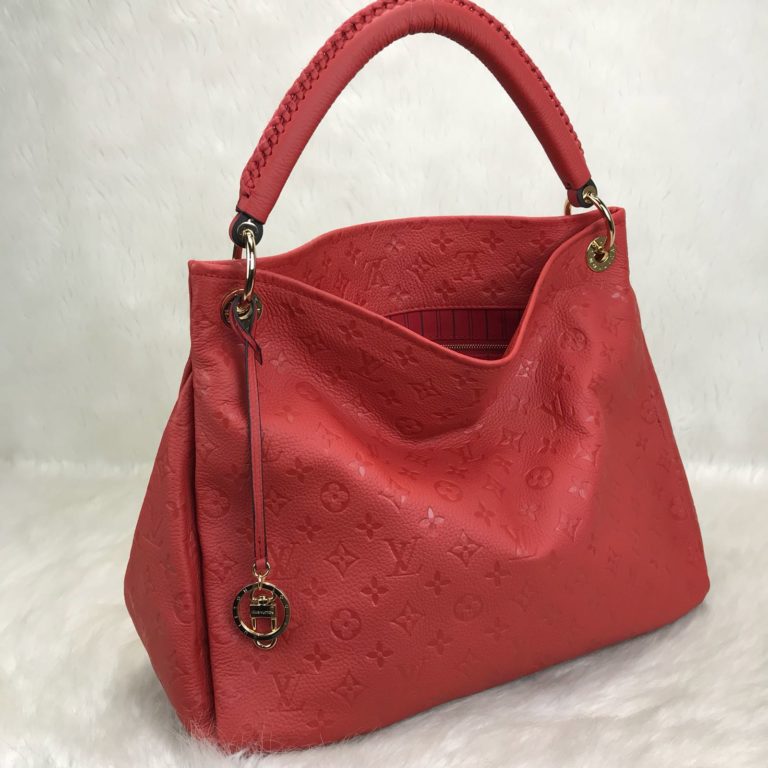 louis vuitton canta Artsy kirmizi monogram empreinte 46x32