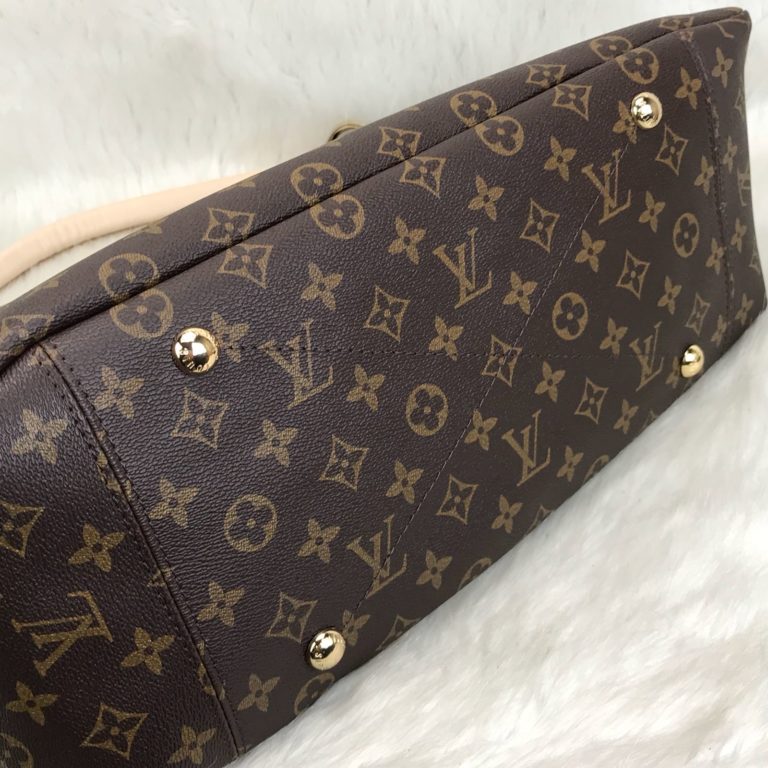 louis vuitton canta Artsy monogram canvas 46x32