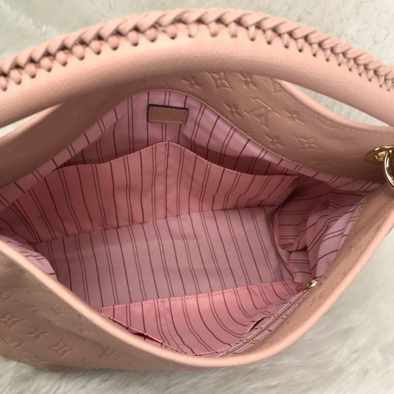 louis vuitton canta Artsy pudra pembe monogram empreinte 46x32