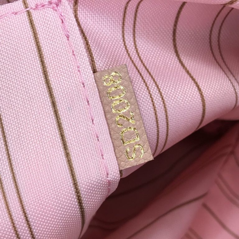 louis vuitton canta Artsy pudra pembe monogram empreinte 46x32