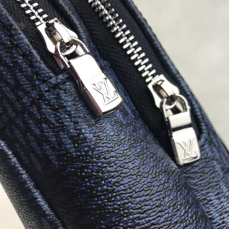 louis vuitton canta Avenue erkek omuz cantasi damier lacivert 30x20