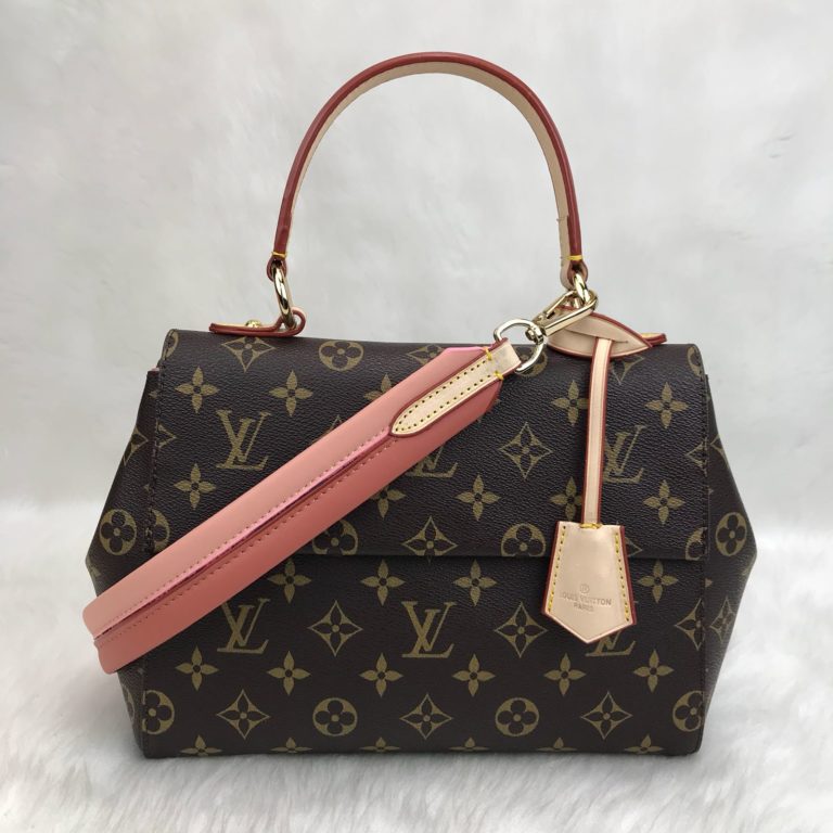 louis vuitton canta Cluny BB pudra pembe 28x20
