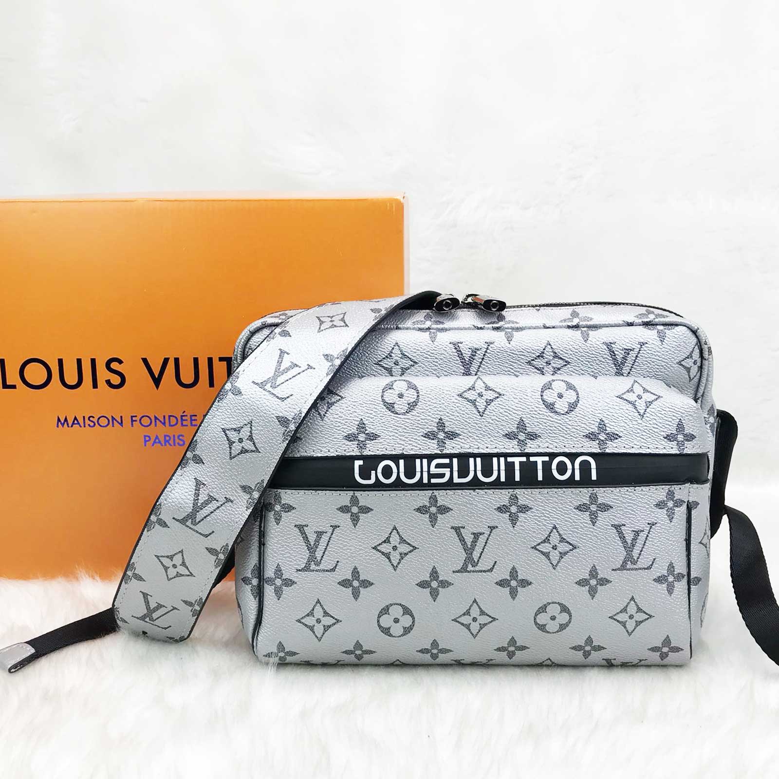 louis vuitton canta Messenger Pm Pacific ithal gumus renk 26x19x8 - Çanta Nişantaşı