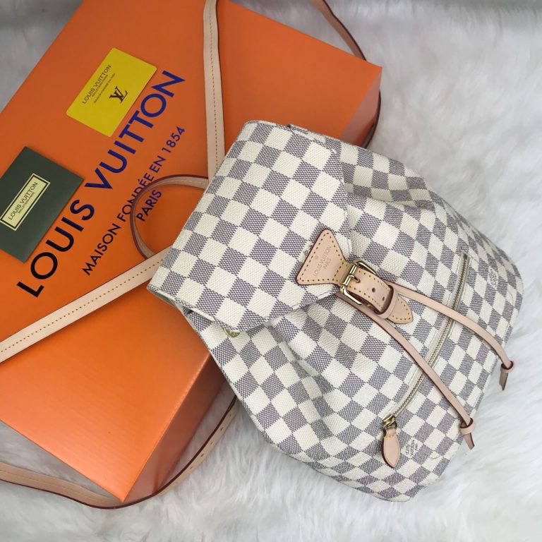 louis vuitton canta Montsouris sirt cantasi beyaz gri 29x26