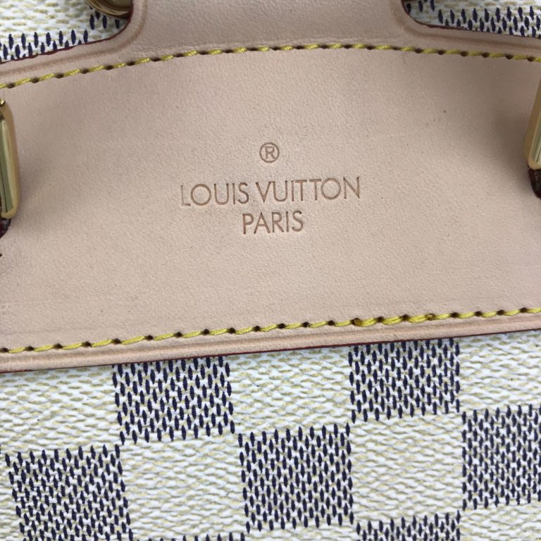 louis vuitton canta Montsouris sirt cantasi beyaz gri 29x26