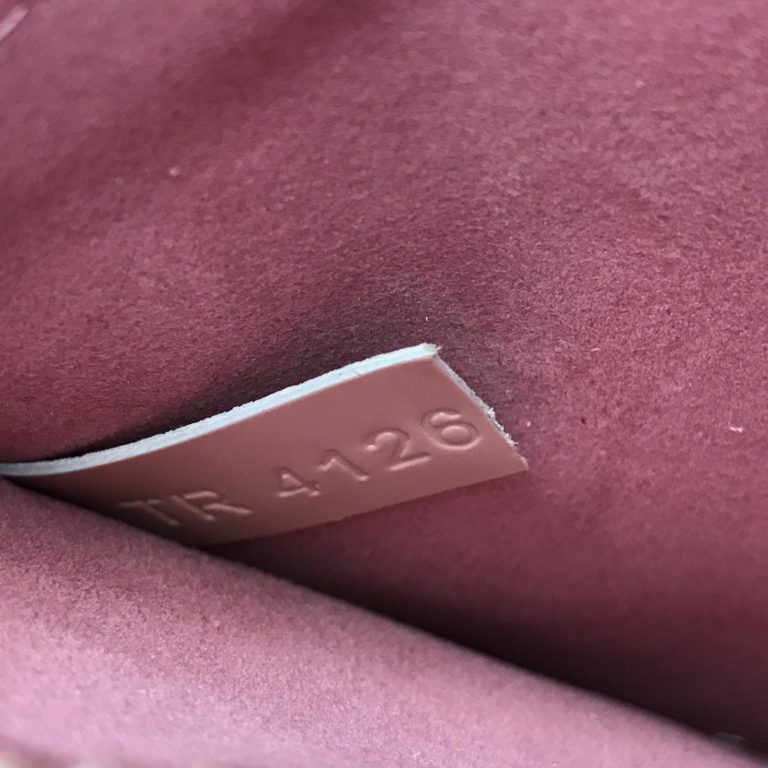 louis vuitton canta Neo Noe poset canta pudra pembe 26x26x17
