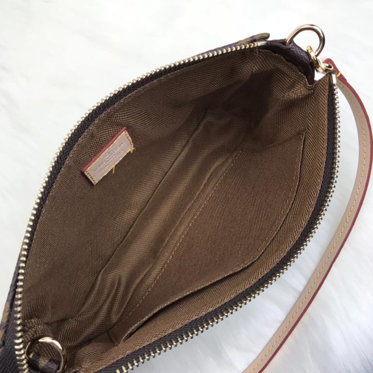 louis vuitton canta Pochette accessories 22x14