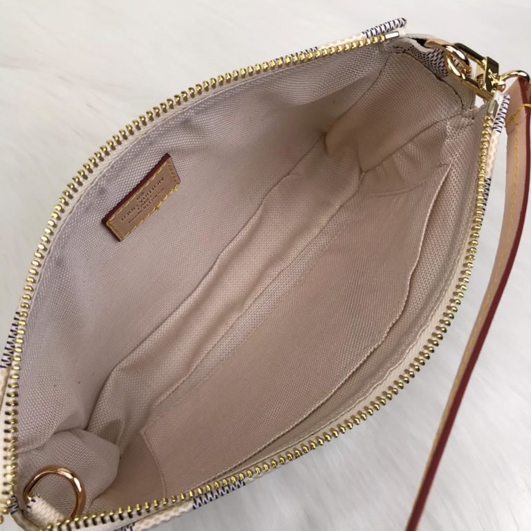 louis vuitton canta Pochette accessories beyaz 22x14