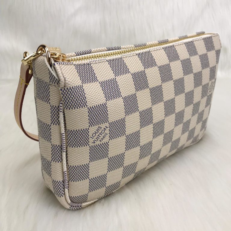 louis vuitton canta Pochette accessories beyaz 22x14