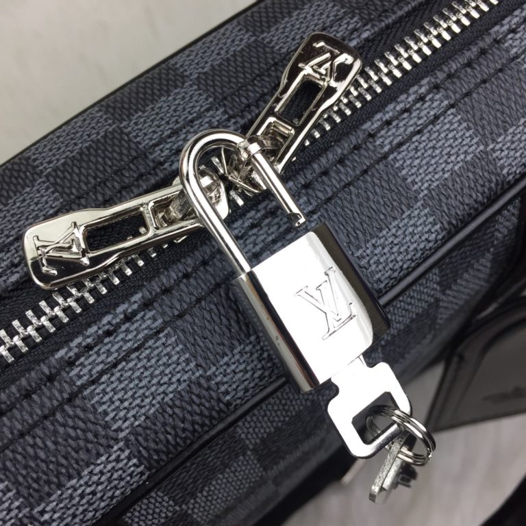 louis vuitton canta Porte V laptop cantasi siyah gri 41x31x7