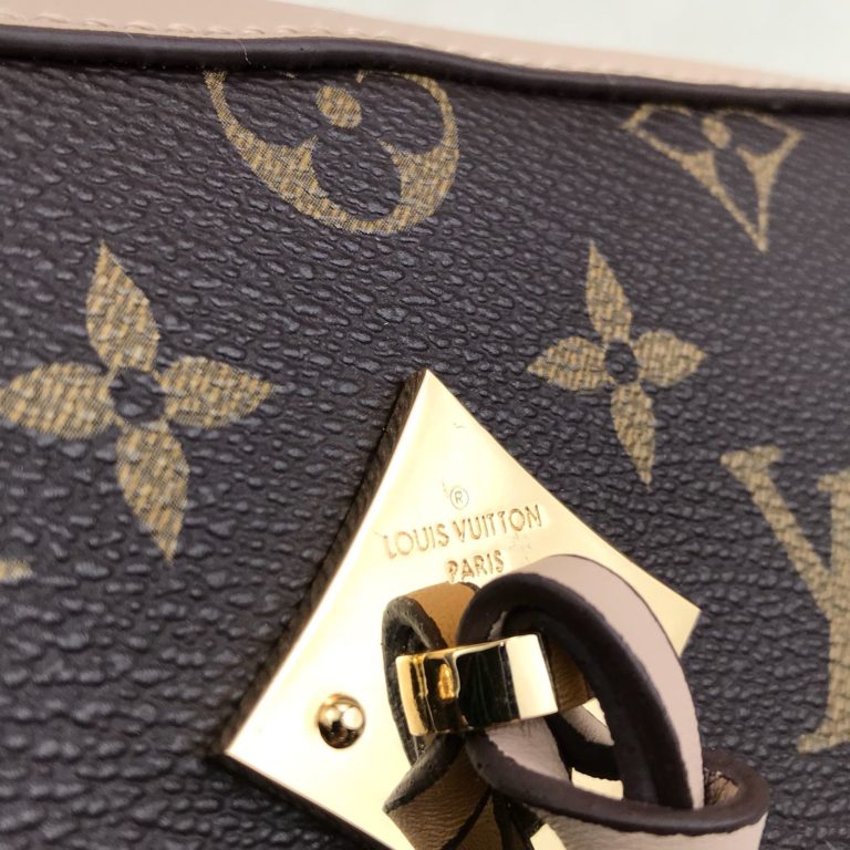 louis vuitton canta Saintonge 22x15