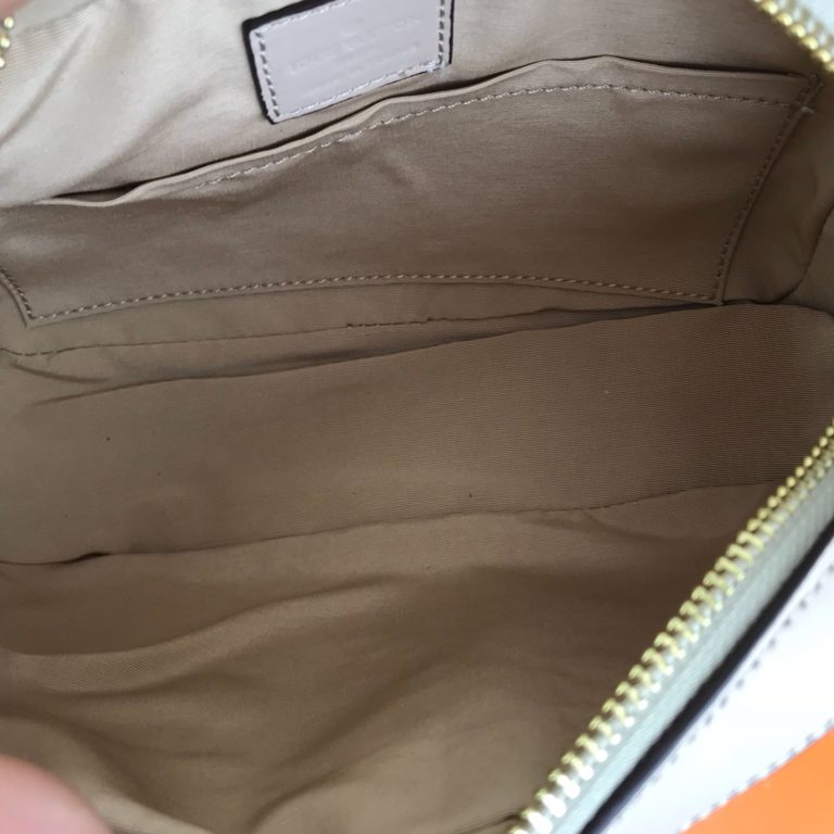 louis vuitton canta Saintonge 22x15