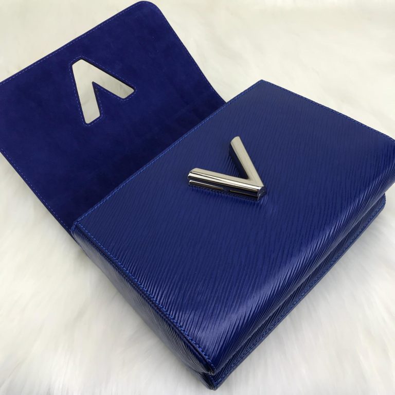 louis vuitton canta Twist MM saks mavi 23x18x8