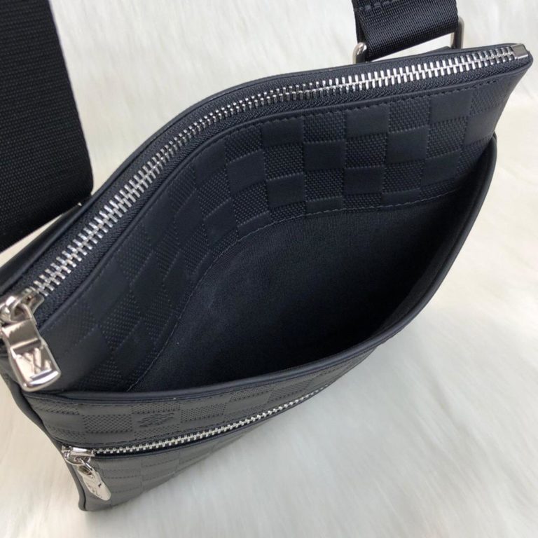 louis vuitton canta Valmy Postaci siyah unisex 25x25