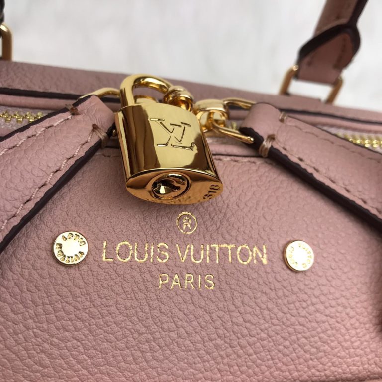 louis vuitton canta bandouliere capraz askili pudra pembe 25
