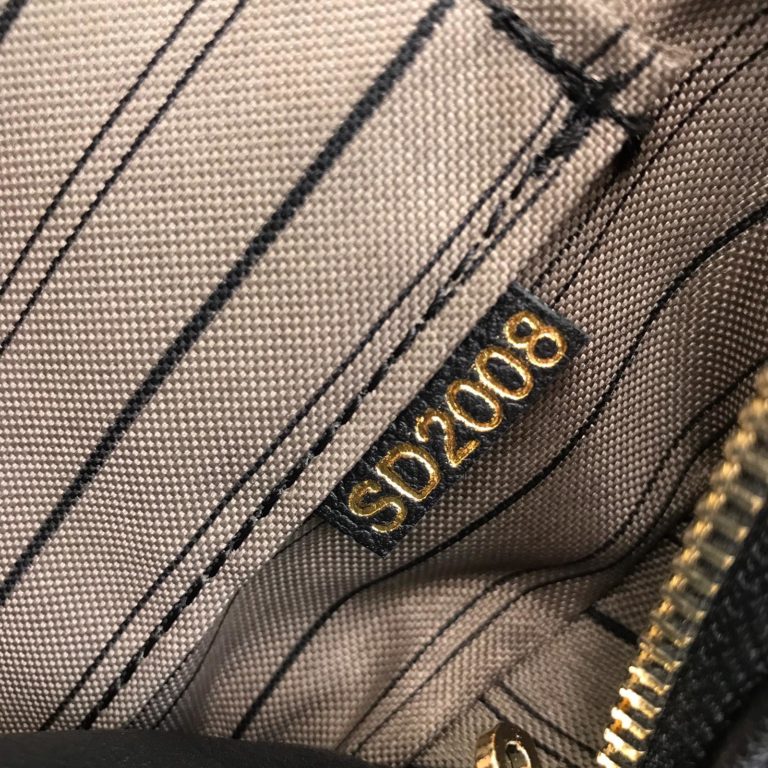 louis vuitton canta bandouliere empreinte capraz askili siyah 25