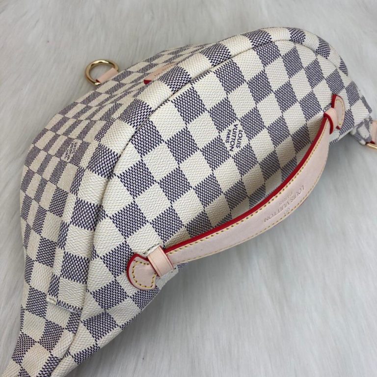 louis vuitton canta bel cantasi bumbag beyaz 37x14