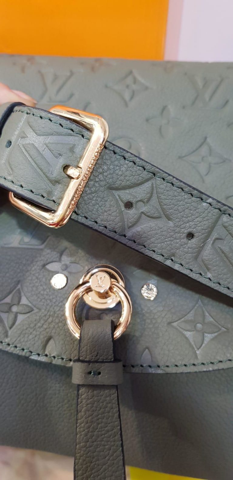 louis vuitton canta blanche mm yesil 32x25