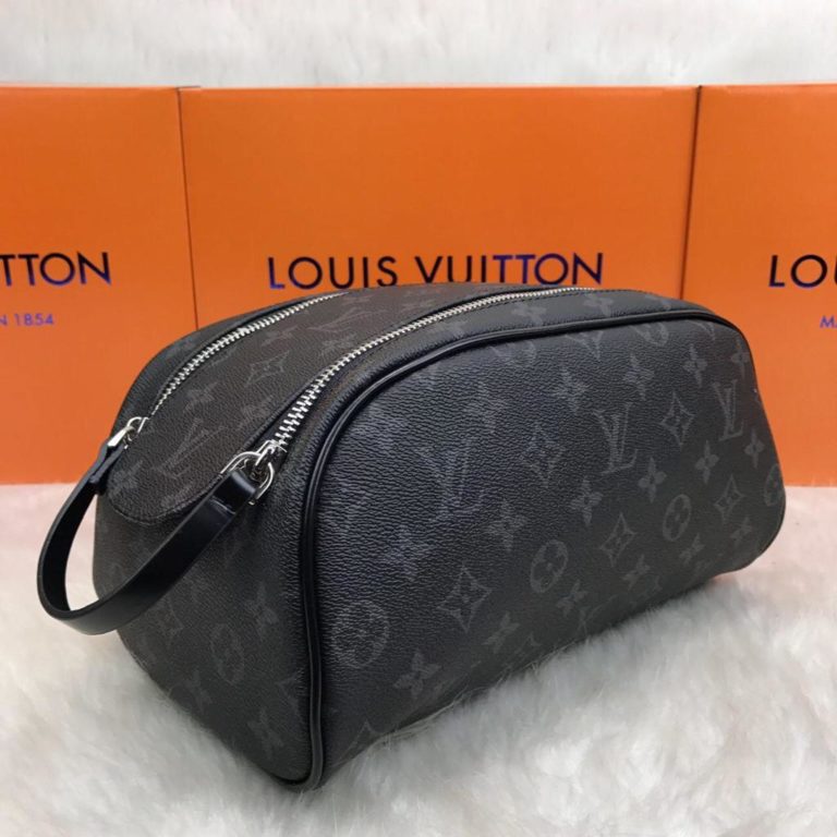 louis vuitton canta erkek el cantasi Toiletry monogram siyah 28x16