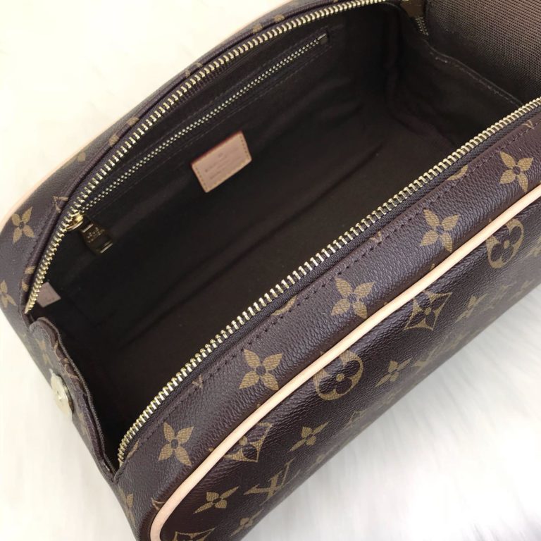 louis vuitton canta erkek el king size toiletry monogram 26x18