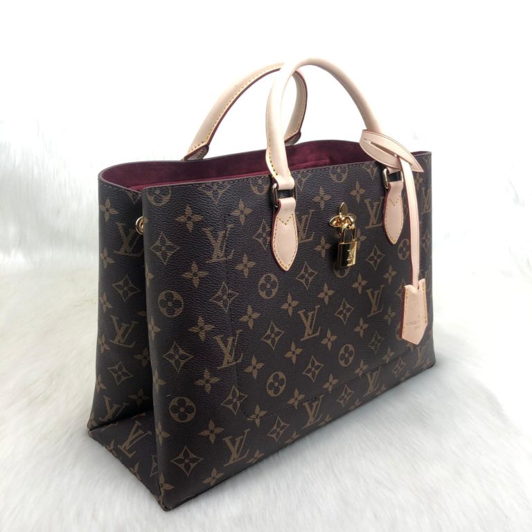 louis vuitton canta flower tote kilitli capraz askili 34x24