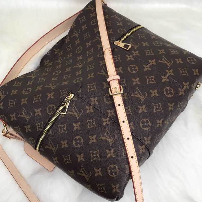 louis vuitton canta melie monogram 42x35