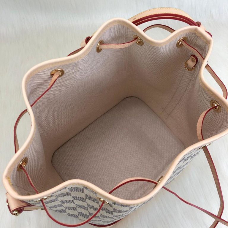 louis vuitton canta petit noe buzgulu beyaz damier 27x27x21