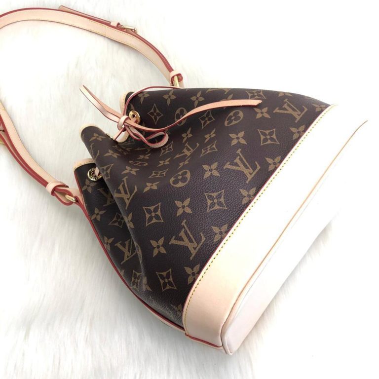 louis vuitton canta petit noe buzgulu monogram 27x27x21