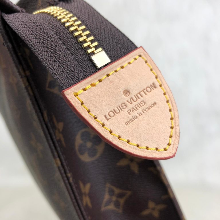 louis vuitton canta portfoy toiletry monogram 26x20