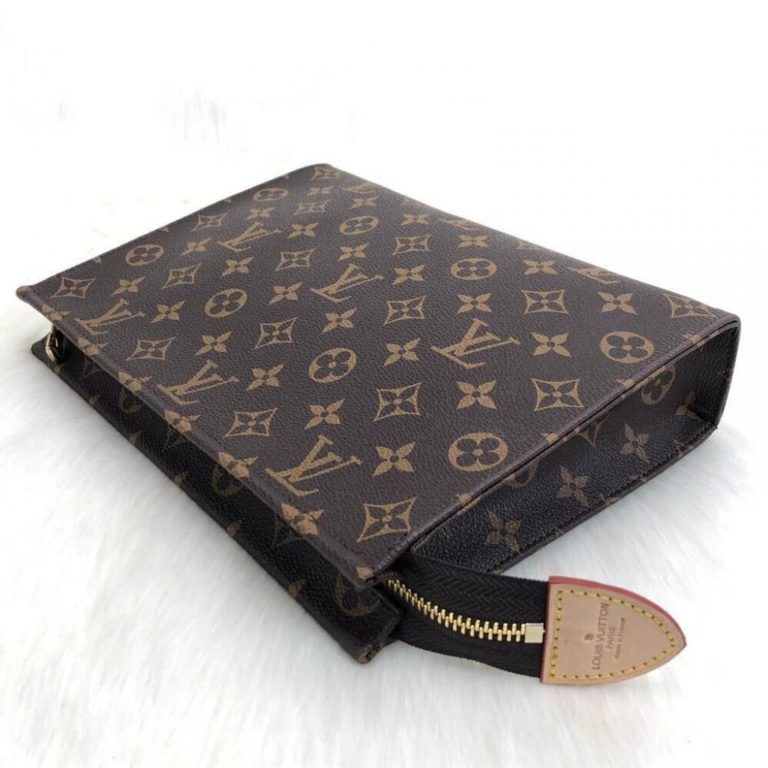 louis vuitton canta portfoy toiletry monogram 26x20