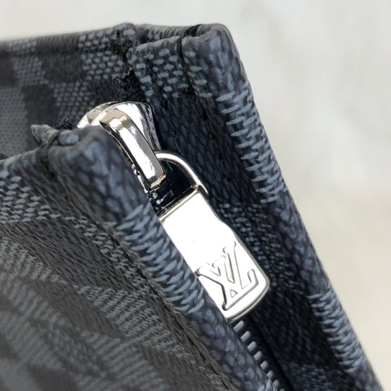 louis vuitton canta portfoy toiletry siyah damier 26x20