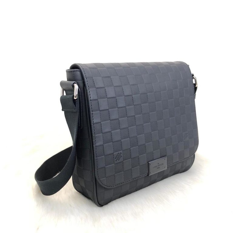 louis vuitton canta postaci District PM infini 25x25