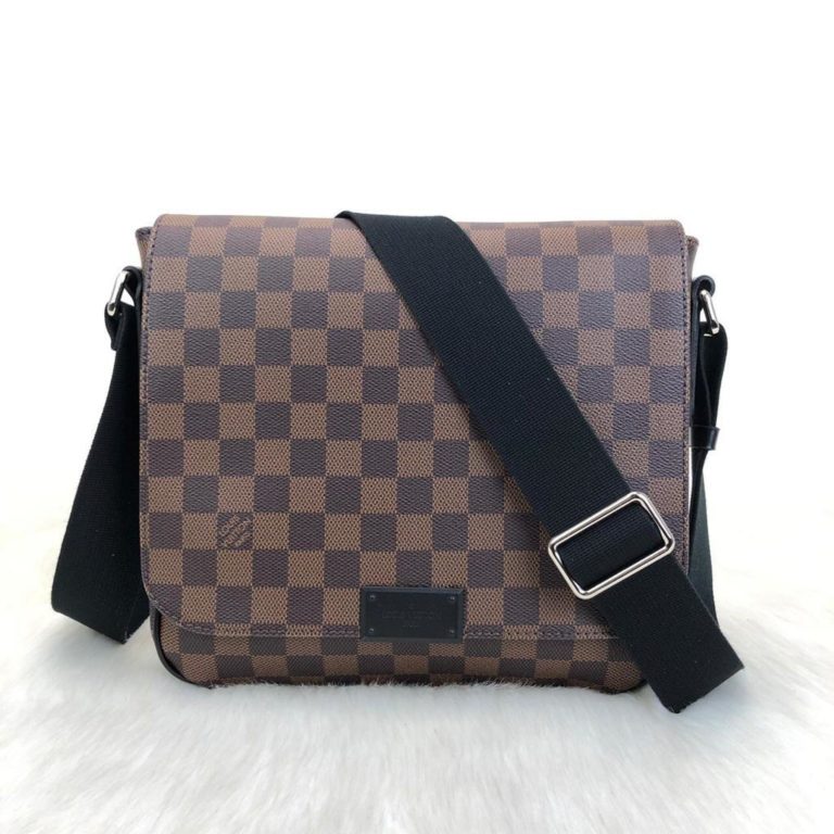 louis vuitton canta postaci District PM kahve 25x25