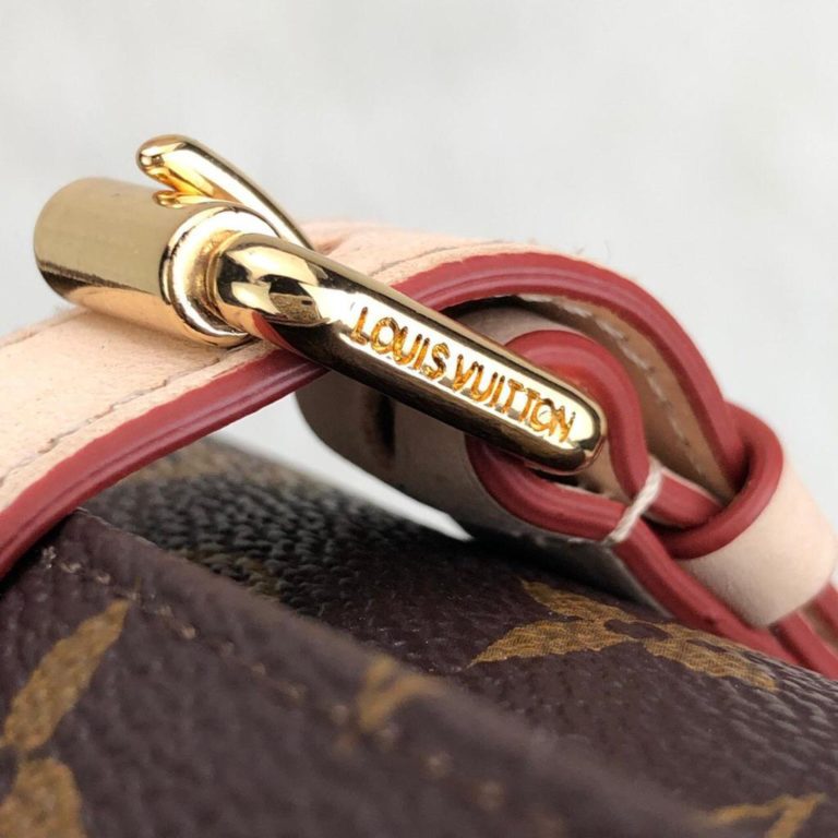louis vuitton canta saat cantasi monogram 3 case 20x8