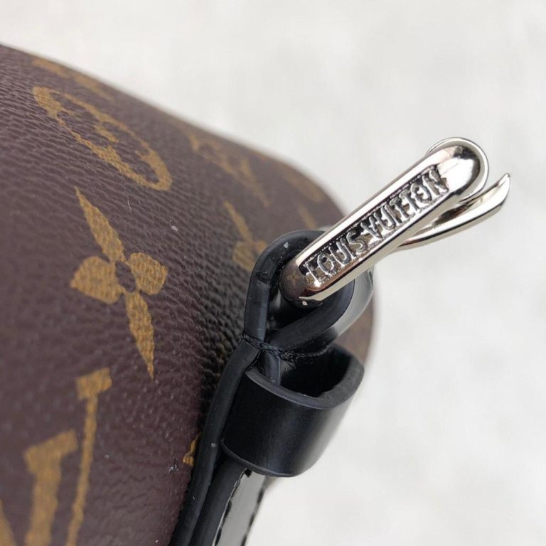 louis vuitton canta saat cantasi monogram bej 3 case 20x8