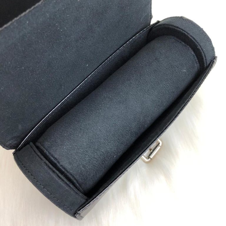 louis vuitton canta saat cantasi siyah 3 case 20x8