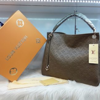 louis vuitton canta suni deri artsy buyuk boy vizon 46x32