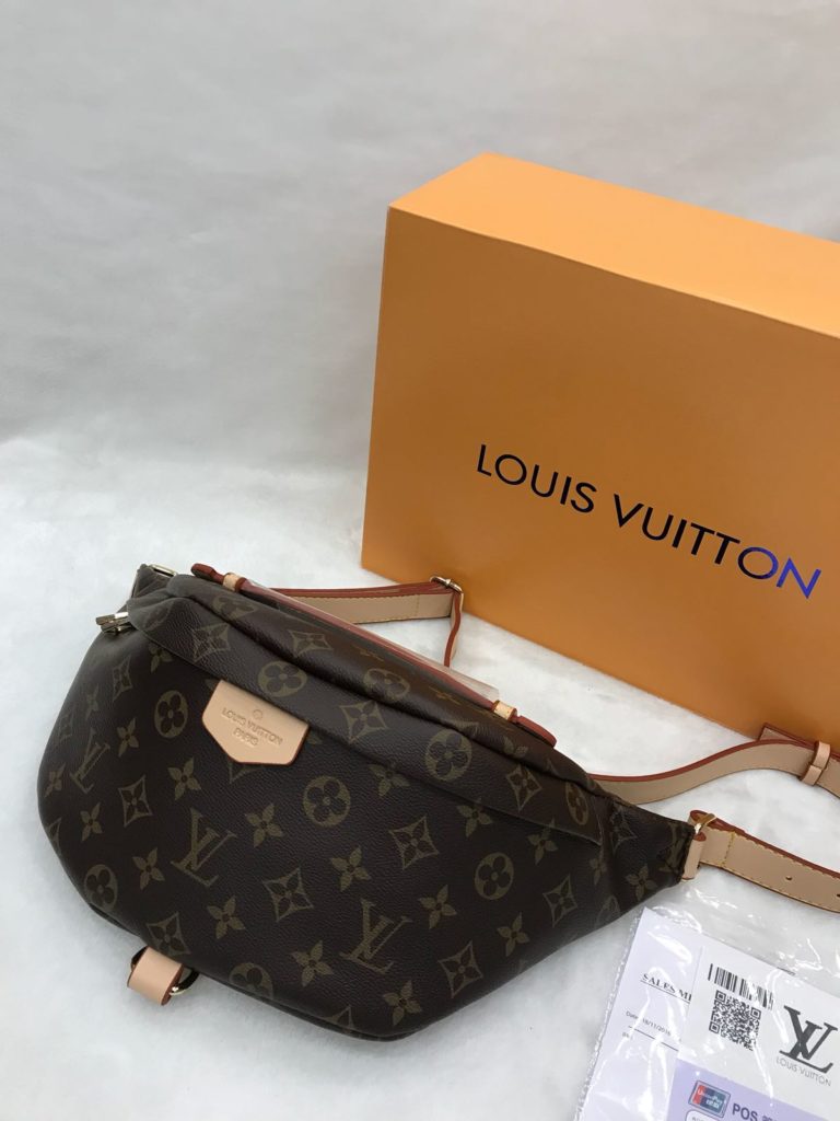 louis vuitton canta suni deri bumbag bel cantasi monogram desen 37x14