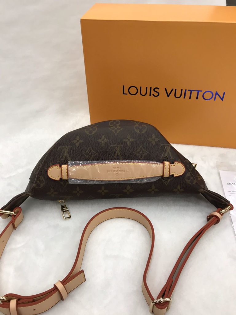 louis vuitton canta suni deri bumbag bel cantasi monogram desen 37x14