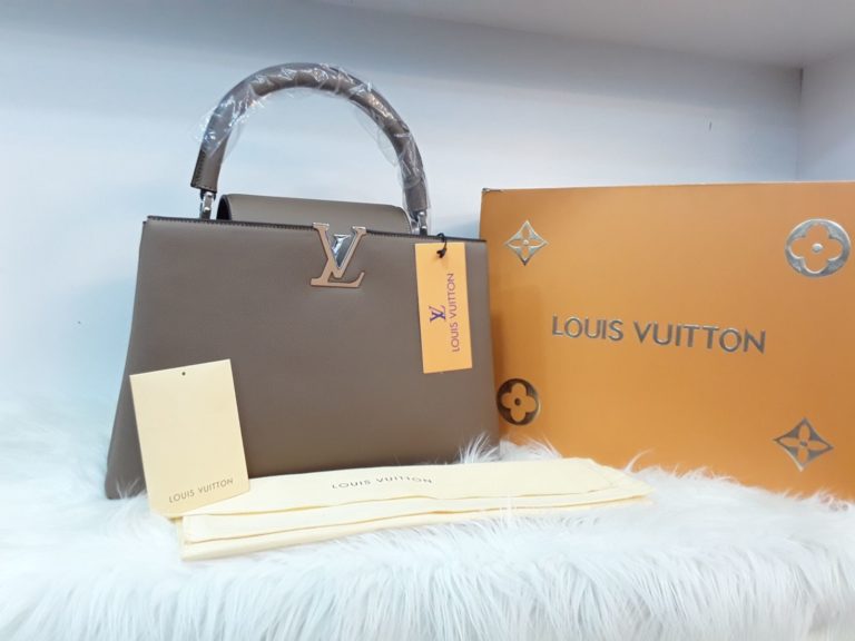 louis vuitton canta suni deri capucines cift askili vizon 36x23