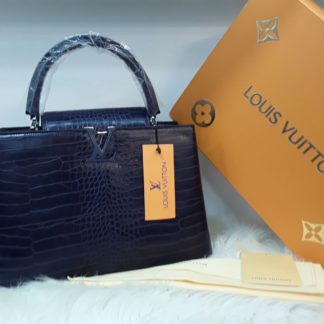 louis vuitton canta suni deri capucines cift askili yilan deseni lacivert 36x23