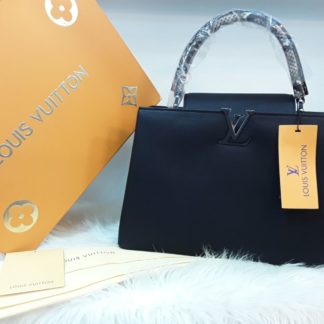 louis vuitton canta suni deri capucines cift askili yilan deseni sap siyah 36x23