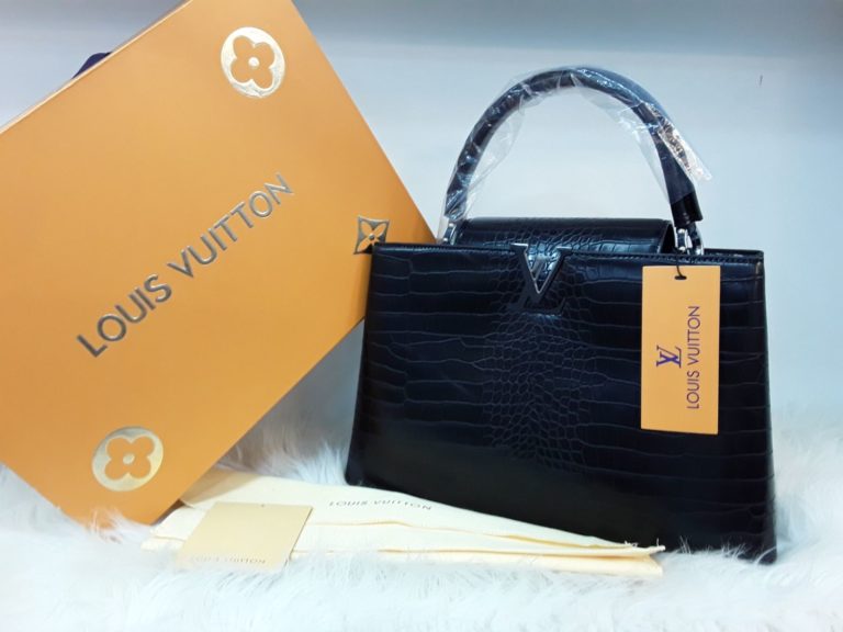 louis vuitton canta suni deri capucines cift askili yilan deseni siyah 36x23
