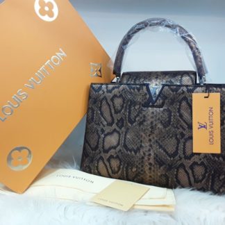 louis vuitton canta suni deri capucines cift askili yilan deseni siyah bakir 36x23