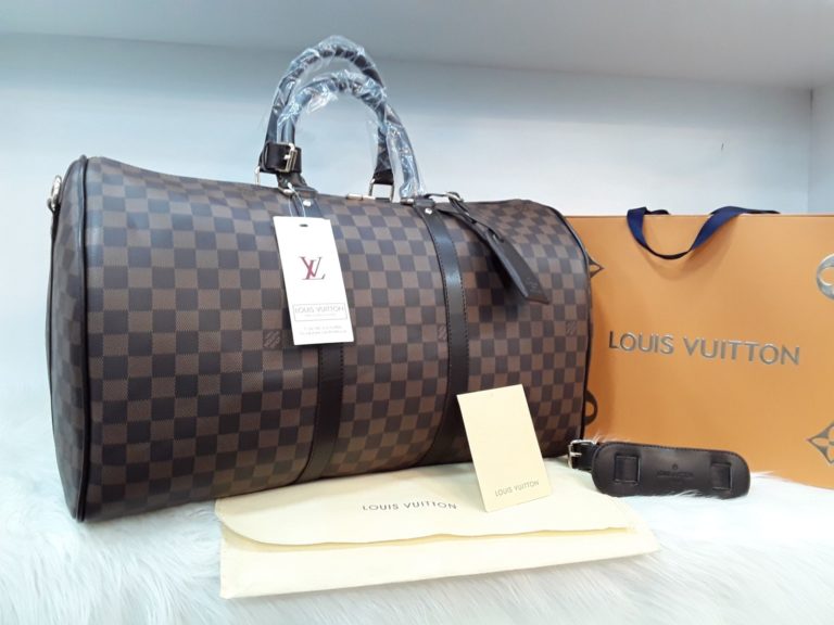 louis vuitton canta suni deri el valizi capraz askili  kahve damier 55x35