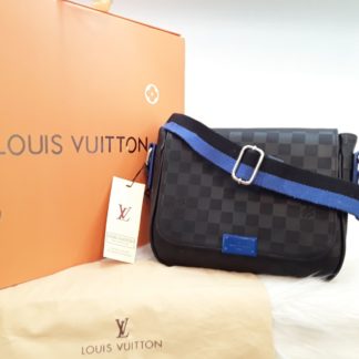 louis vuitton canta suni deri erkek capraz siyah infini mavi aski